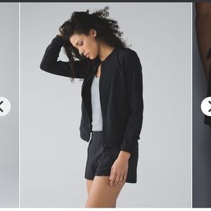 Size 4 black lululemon &go endeavor short